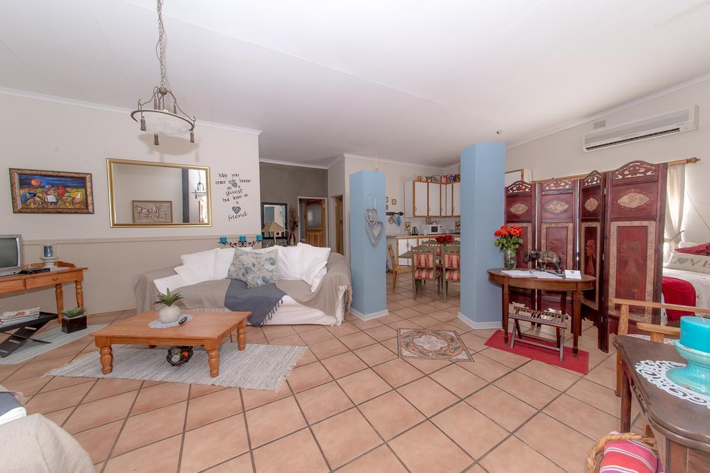 Tarentaalrand Guesthouse アピントン エクステリア 写真