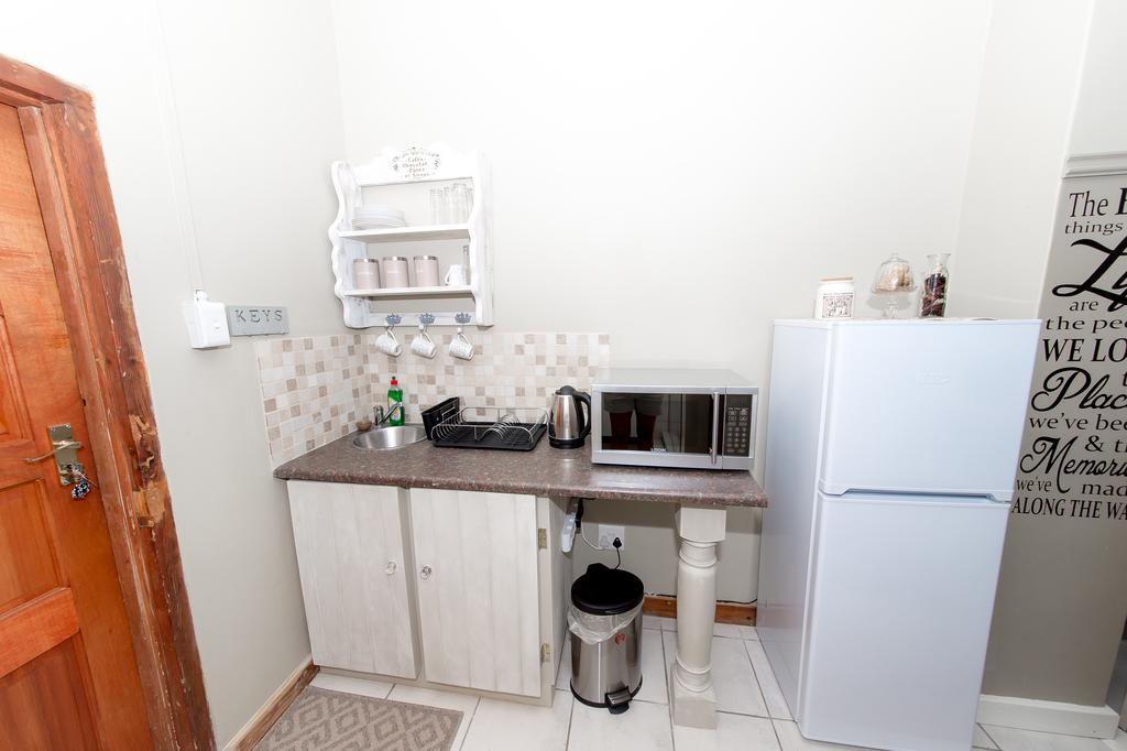 Tarentaalrand Guesthouse アピントン エクステリア 写真